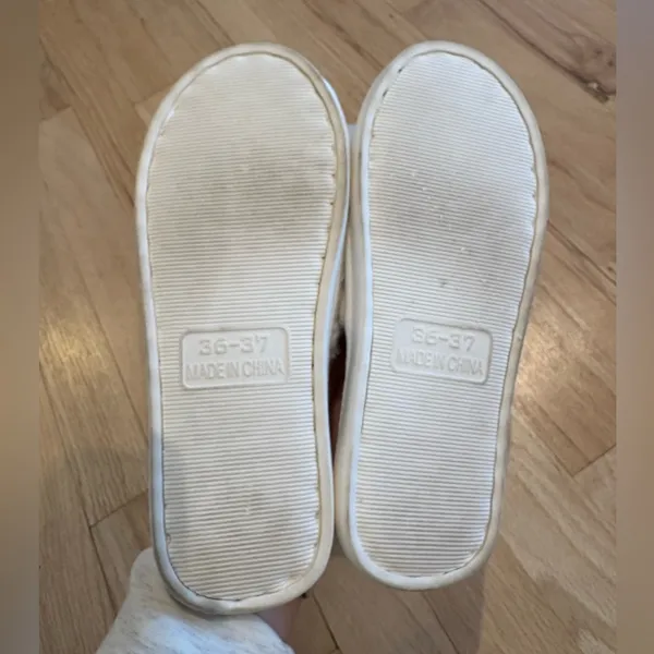 Bridal Slippers White Size 6 - Image 5