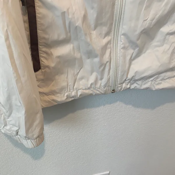The North Face Women’s Windbreaker Size M - Image 3