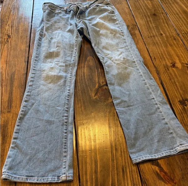 Old Navy Light Wash Flare Jeans - Image 2