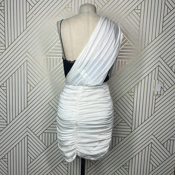 Alice + Olivia Bianca Mini Dress Ruched One-Shoulder‎ Silk White Black Size 6 - Image 9