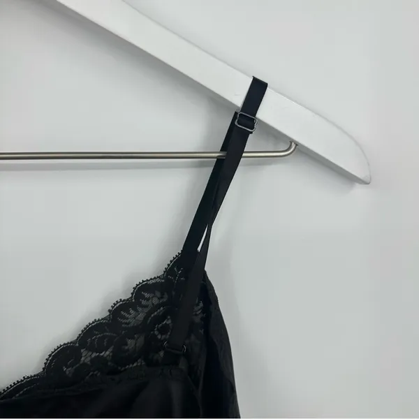 Vintage Y2K Black Camisole Size Medium Whimsical Fairycore Goth - Image 4