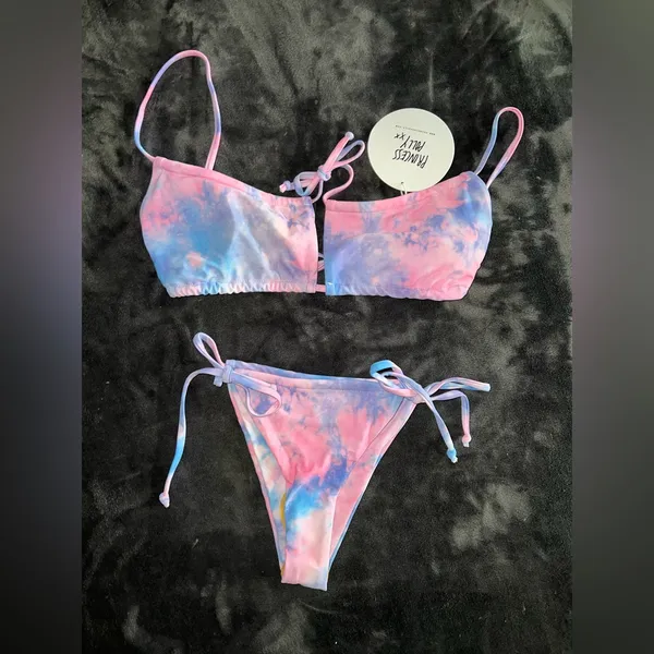 Princess Polly Tahiti Bikini Set in Pink/Blue Size 2 New with tag - Image 5