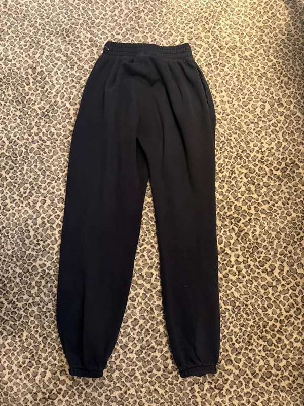 Women’s Nike Sweatpants - Image 5