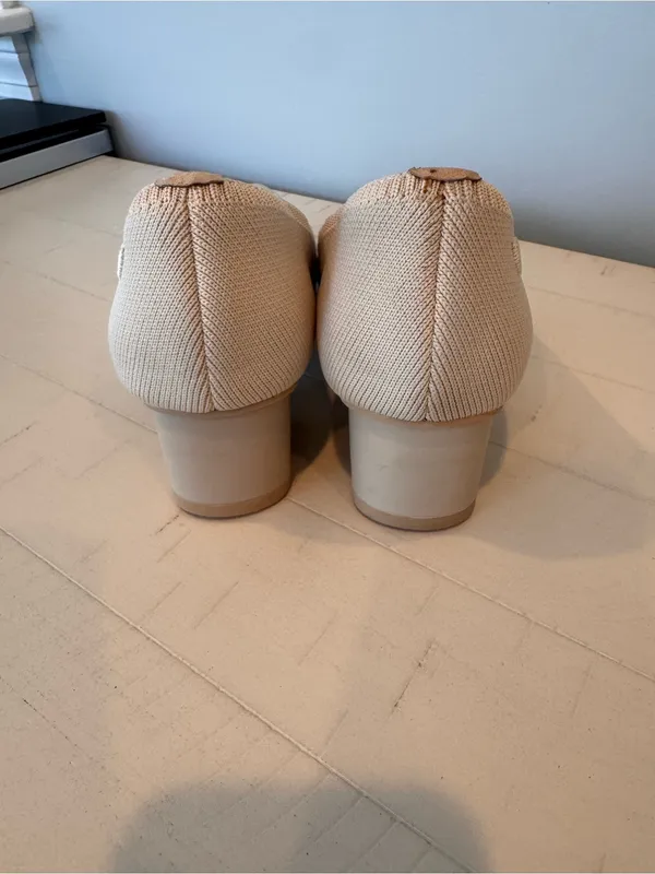 Vivaia Tracy Pro Pointed Toe Chunky Heels Sz 37.5 - Image 4