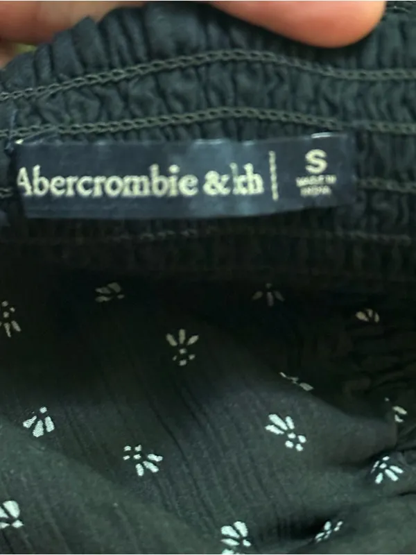 Abercrombie & Fitch Olive Green Ruched Tie-Sleeve Crop Top S - Image 7