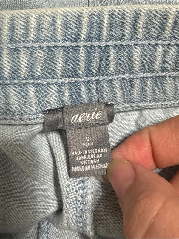 Aerie Light Wash Denim Elastic Waist Drawstring Stretch Shorts Raw Hem size S - Image 6