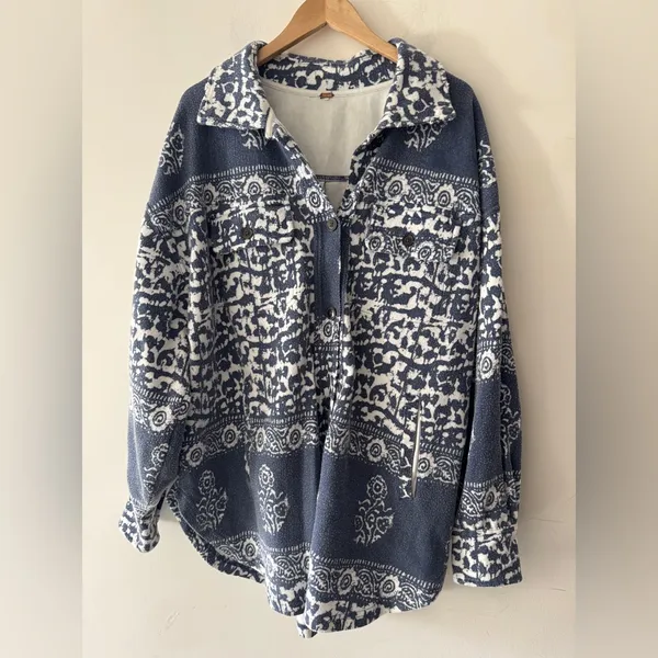 Free People Blue and White Ruby Jacket Shacket Boho Button Down Cotton‎ - Image 2