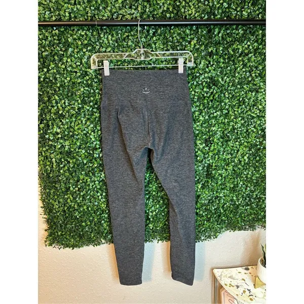 Beyond Yoga Space Dye Blue Crossover Leggings Sz Medium High Rise - Image 2