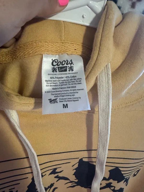 Buckle Coors Cropped Sweatshirt - Image 2