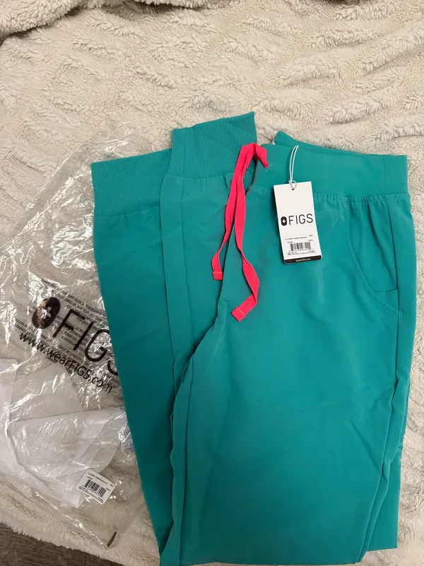FIGS Zamora Jogger Scrub Pants - Image 2