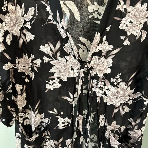 Spiritual Gangster Maya Kimono Beach Swim Coverup Floral Tie Closure V-Neck - Image 8