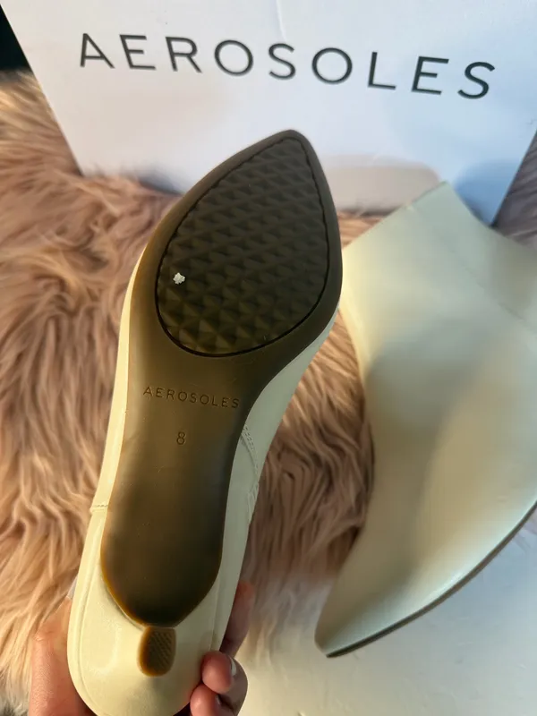 AEROSOLES Edith Faux Leather Ankle Boots Cream Size 8 - Image 2