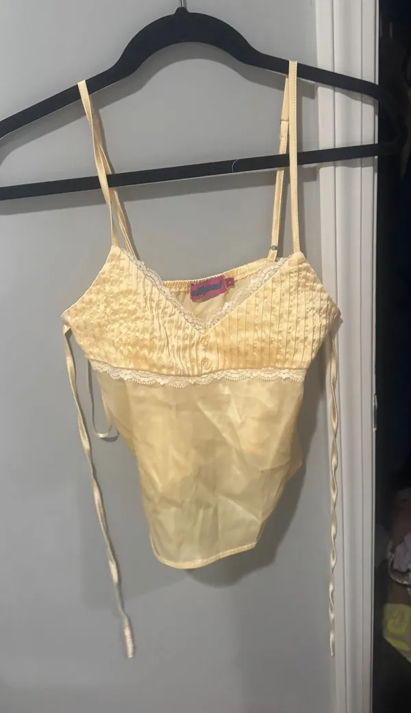 Edikted Yellow Tie Top - Image 2