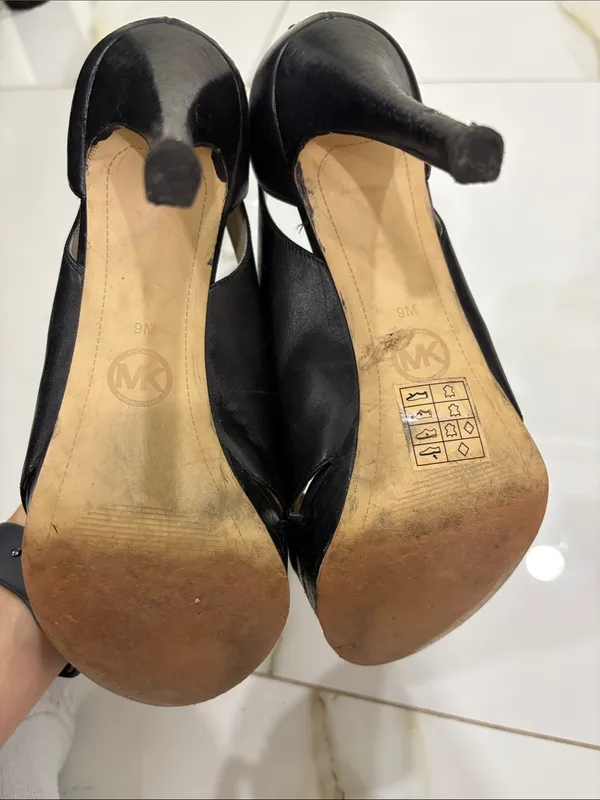 MICHAEL Michael Kors Hamilton Black Peep-Toe Platform Pumps size 9 - Image 4