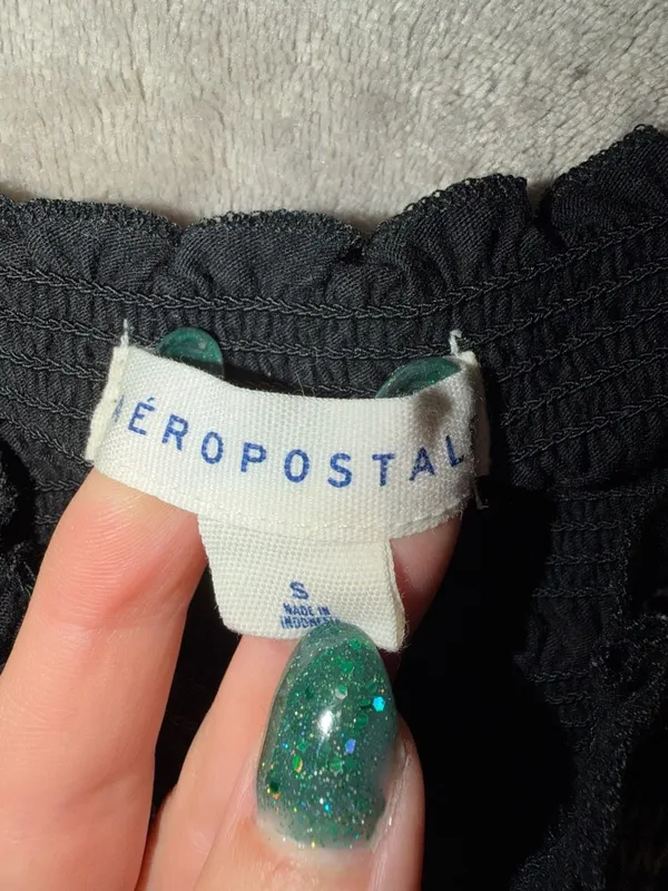Aeropostale Black and White Striped Smocked Crop Tank Top - Image 5