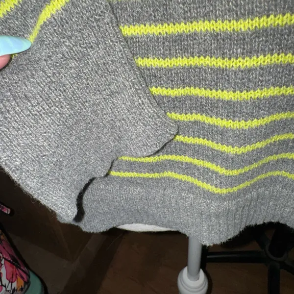 American Eagle Fun striped knit crewneck sweater - Image 6