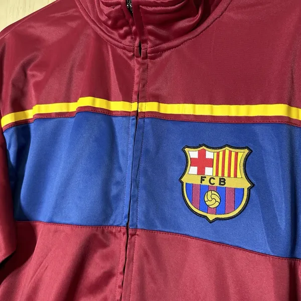 FC‎ Barcelona Officially Licensed Zipper Soccer Jacket Size Large - Image 4