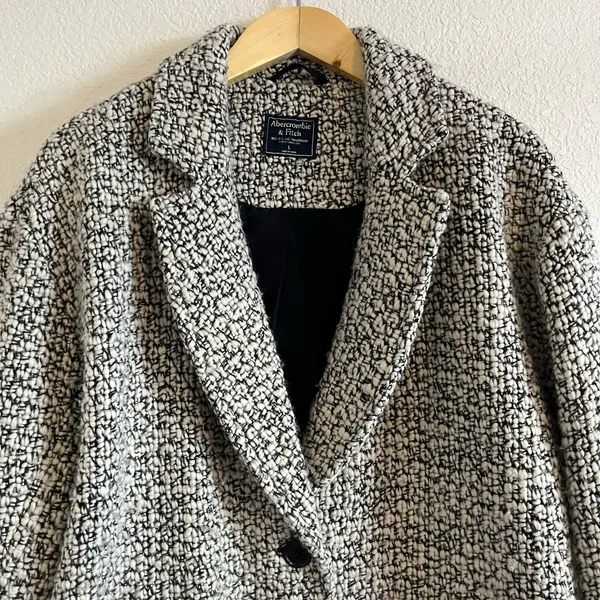 Abercrombie and Fitch Textured Oversized Wool Blend Blazer Jacket - Image 5