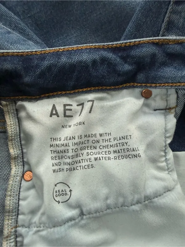 AE77 Low-Rise Jeggings Size 10 - Image 5