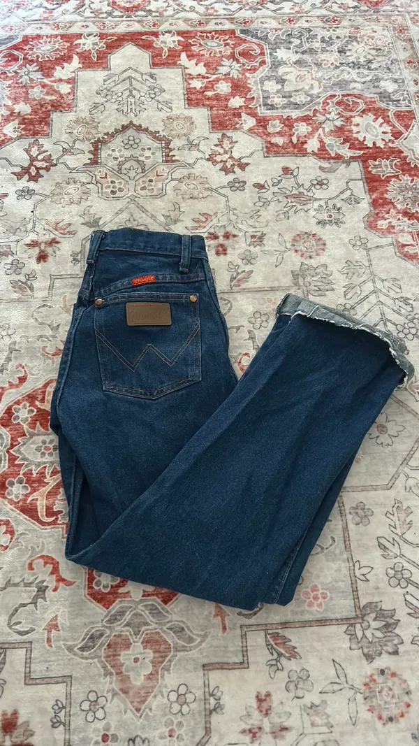 Vintage Distressed Wrangler - Image 4