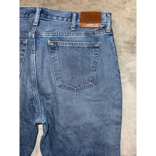 Abercrombie & Fitch Women's Blue‎ Denim Jeans 90s Loose Medium Wash Size 36 - Image 7