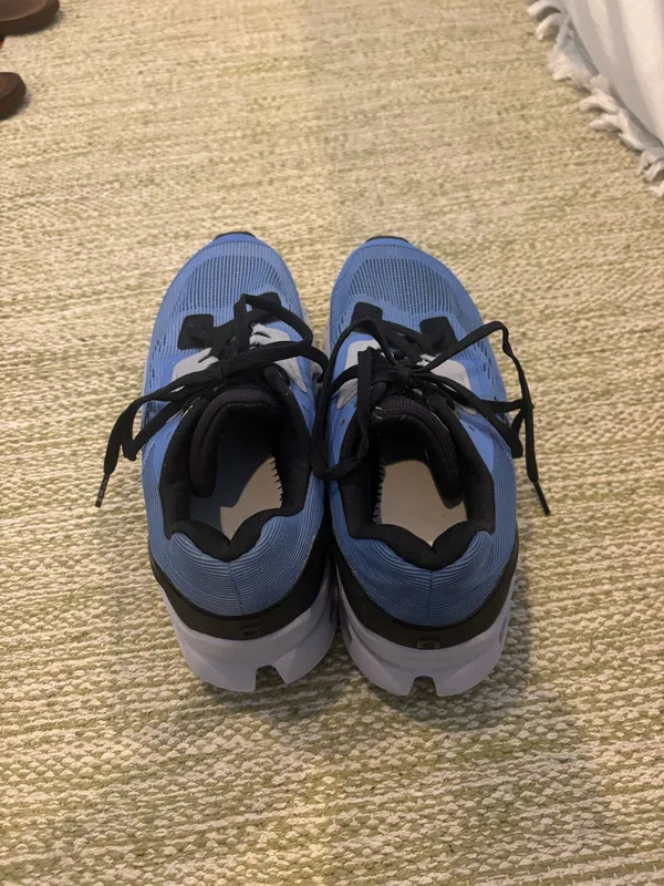 On Cloud Stratus Running Shoes - Image 3