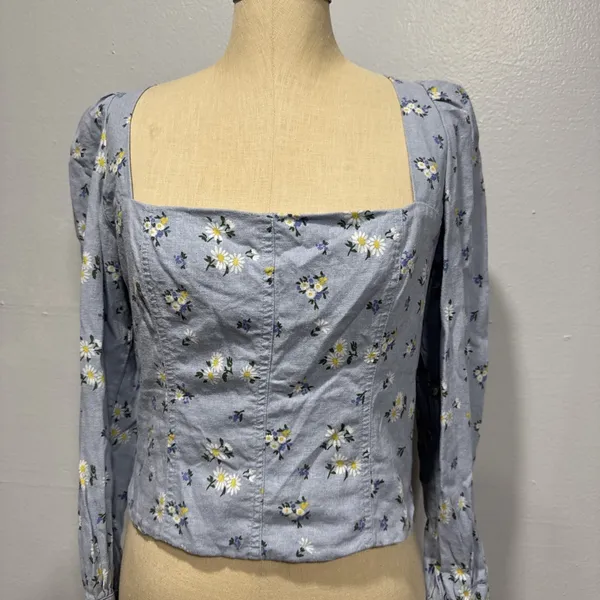Rachel Zoe Linen Blend Crop Top Sz M Blouse Long Sleeve Square Neck Blue Floral - Image 2