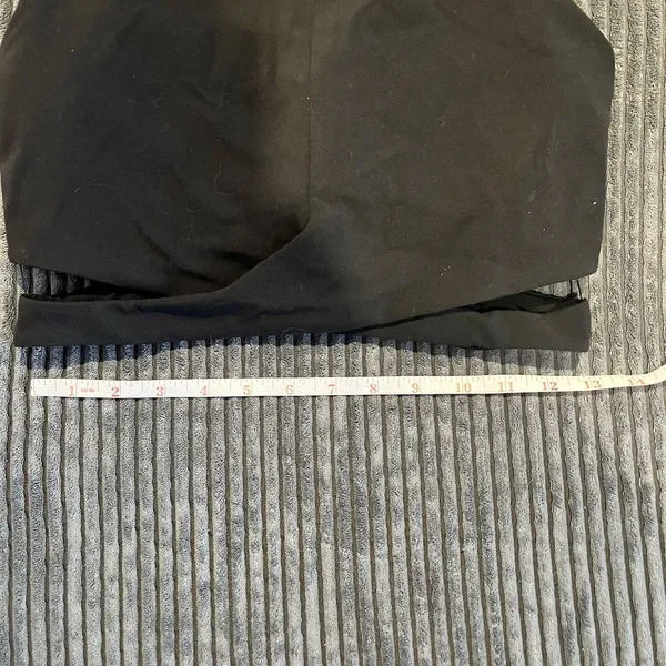 Athleta Black Conscious Crop Cutout B-D Cup, Size XS - Image 2