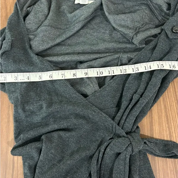 LOFT Black/gray Long Sleeve Wrap Robe with Tie 8 - Image 4