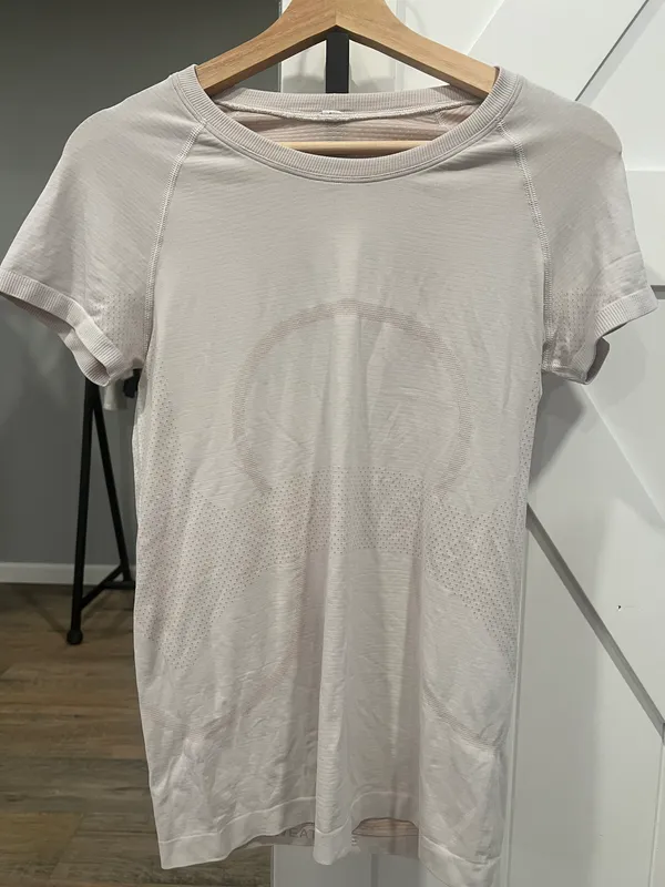 Lululemon swiftly tech short sleeve - Image 2