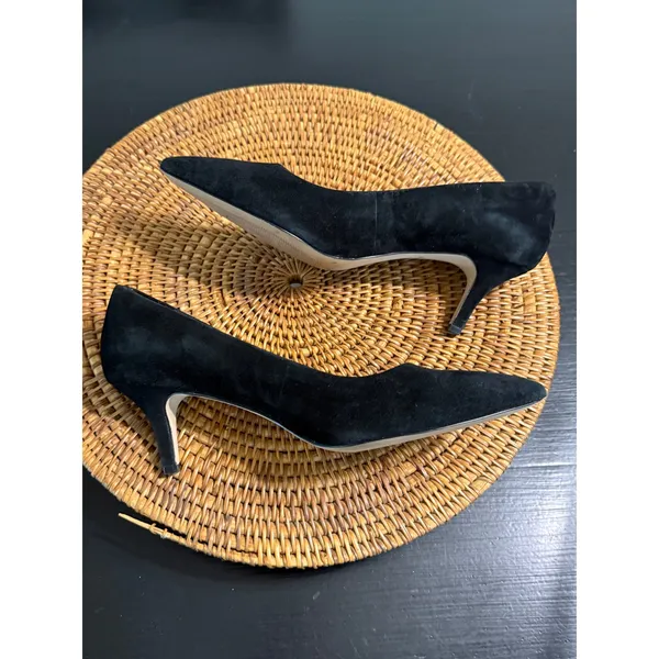 G.I.L.I.‎ Loriana Black Suede Kitten Heel Pumps Womens 8.5 M GI-LORIANA - Image 4