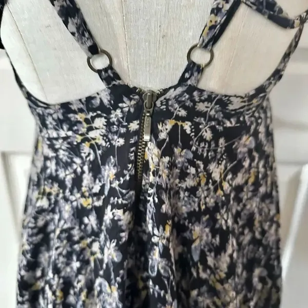 Kimchi Blue Scarlett Fit + Flare Black Floral Dress - Image 7