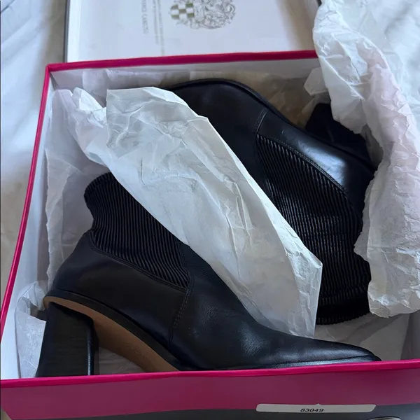 Vince Camuto Black Leather Ribbed Sock Ankle Booties - Image 3