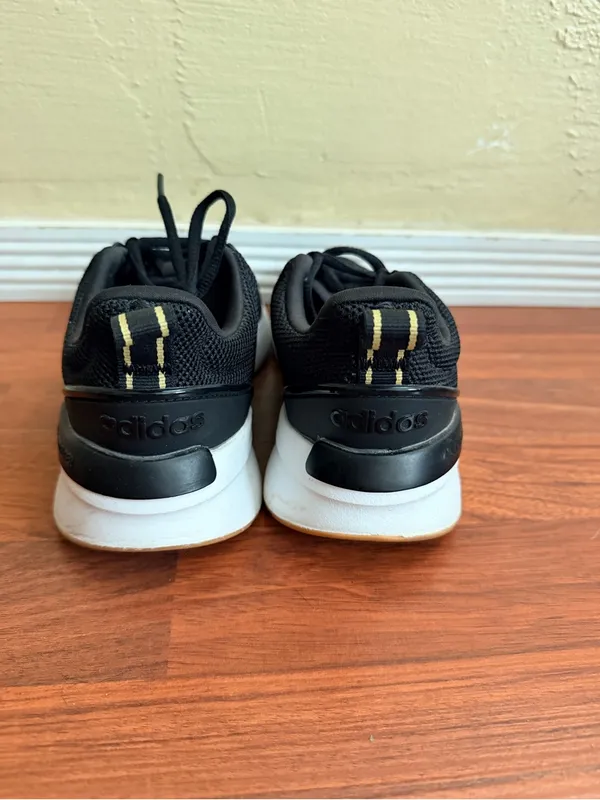 adidas Black Mesh Running Sneakers with White Midsole - Image 4