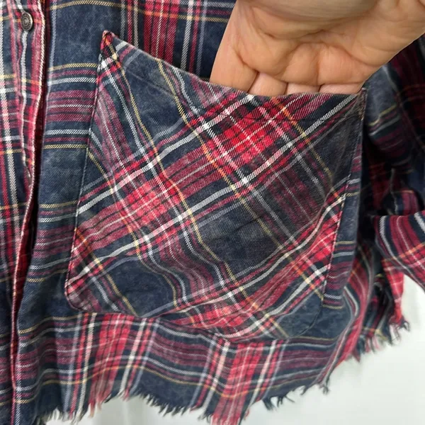 Zara plaid distressed button down shirt size medium - Image 4
