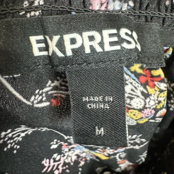 Express high mock neck smocked black ditsy floral midi dress size medium - Image 9