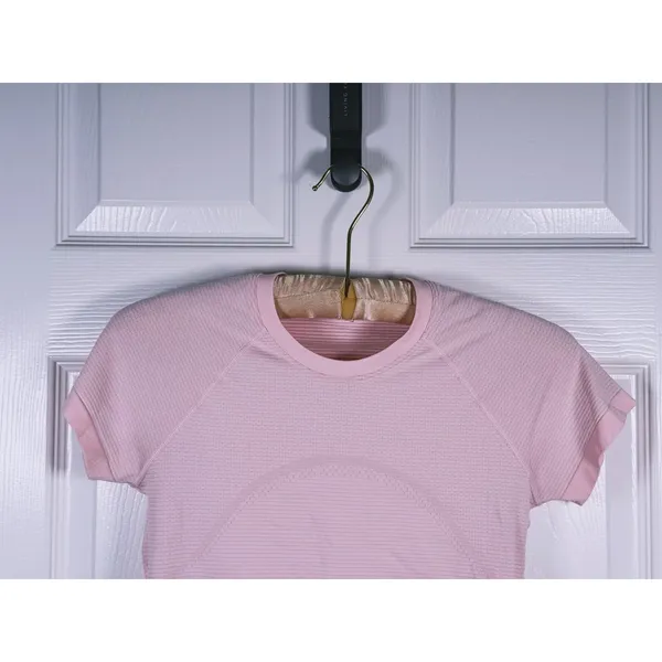 Lululemon Swiftly Tech Cropped Shirt Size 6 Pink Running Workout Athletic Gym - Image 5