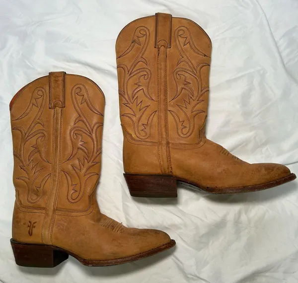 Frye vintage tan western cowboy pull on pointed toe boots women’s shoe size 7.5 - Image 5