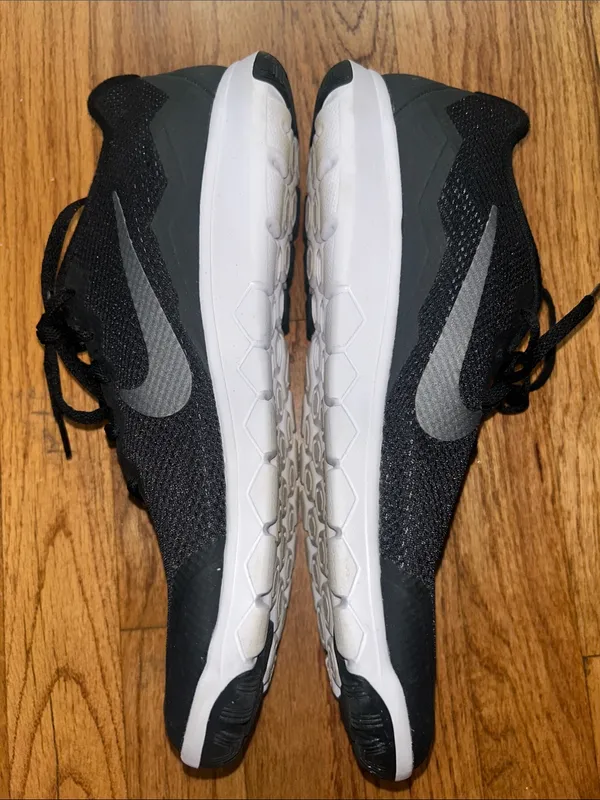 Nike Unisex Black and Gray Lightweight Training Sneakers Womens size 11 - Image 3