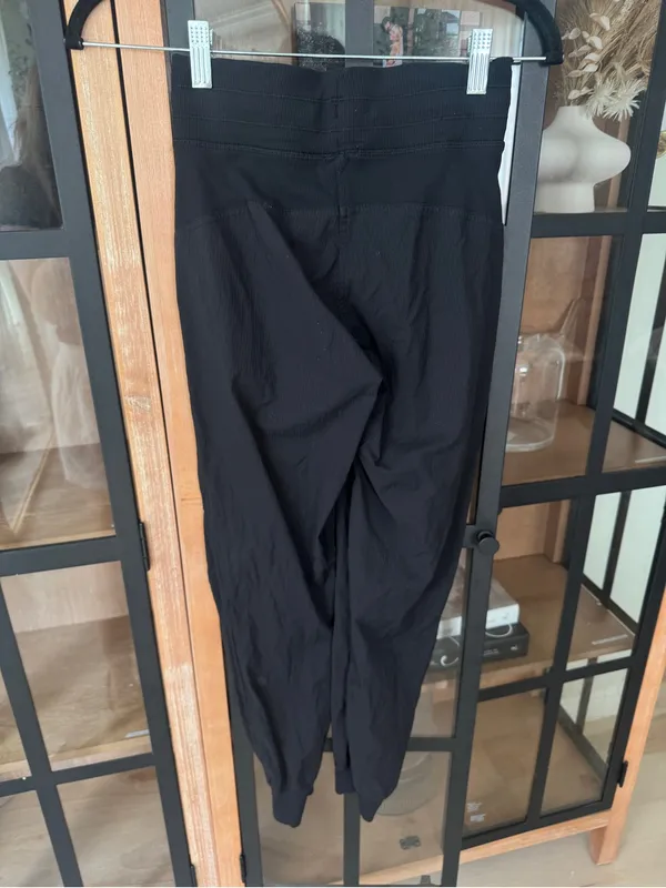 Lululemon Dance Studio Mid-Rise Joggers sweatpants - Image 9