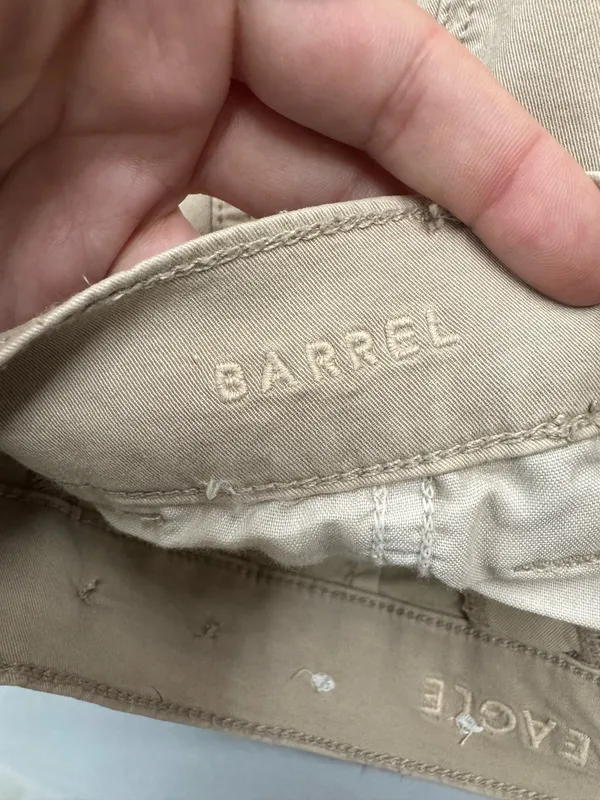 American Eagle Stretch Khaki Barrel Cargo Pants Size 6 Long - Image 6