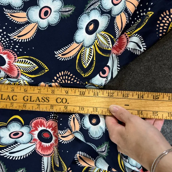 LOFT Floral Wide Leg Crop Pants Navy Blue Pink Yellow Rayon Size 10 NWT - Image 6
