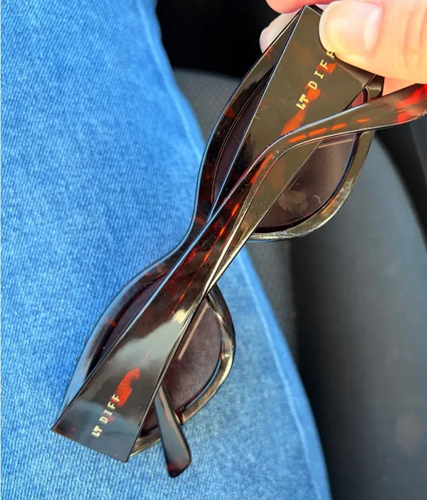 DIFF Eyewear Sunglasses Tortoise - Image 2
