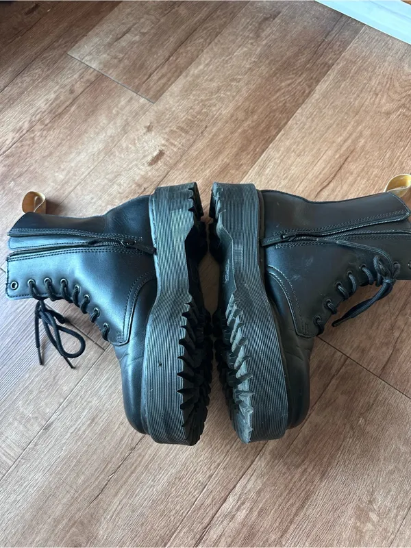 Dr. Martens Black Platform Vegan Jadon II size 9 - Image 4