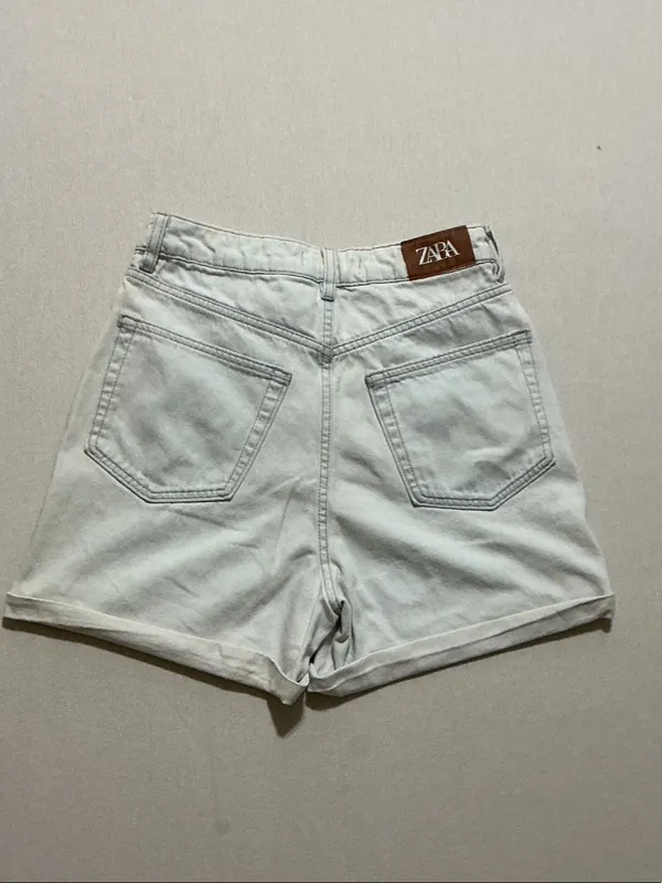 Zara Off-White High-Waist Rolled Denim Shorts light blue - Image 3