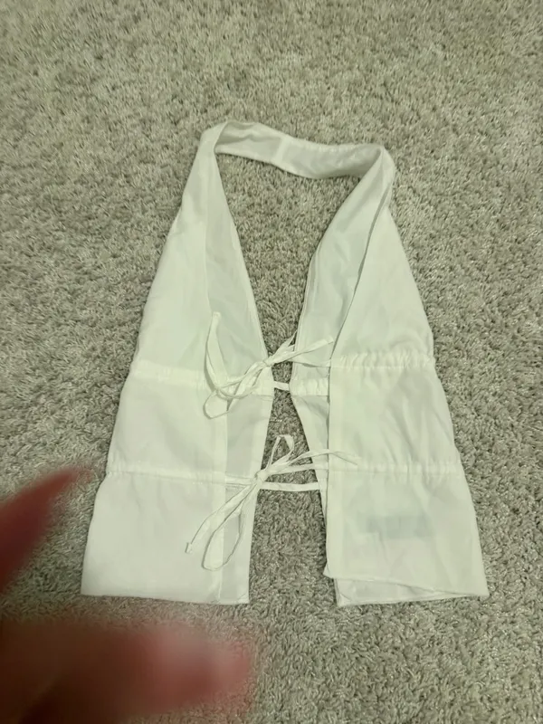 White Fox Boutique halter top - Image 3