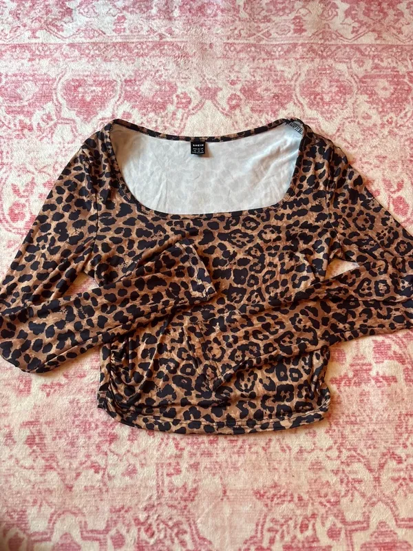Cheetah Long Sleeve Shein - Image 3