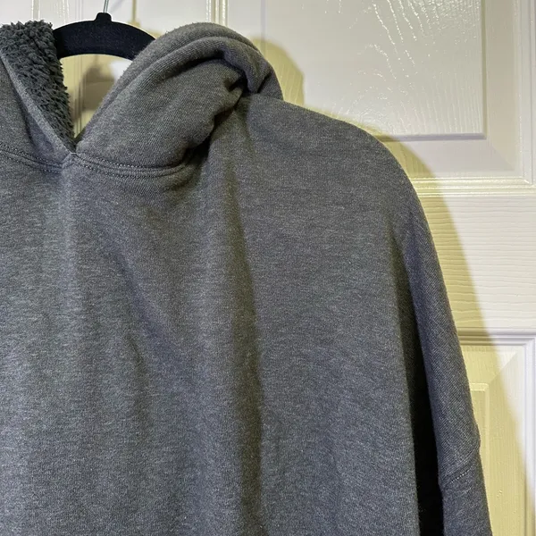 American Eagle Hooded Sweatshirt Sz XXL Cropped Drawstring Hem Gray Sherpa Hood - Image 2