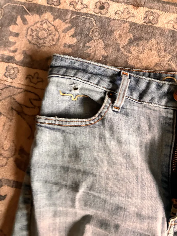 Kimes Ranch Olivia Jean shorts light wash - Image 4