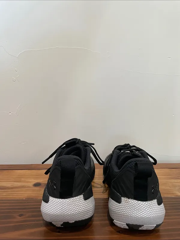 Women’s Under Armour UA HOVR Ascent Basketball Shoes 9 Black White 3025680 001 - Image 8